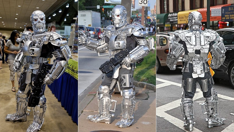 Illustration for article titled Terminator's T-800 Walks the Streets of Brooklyn
